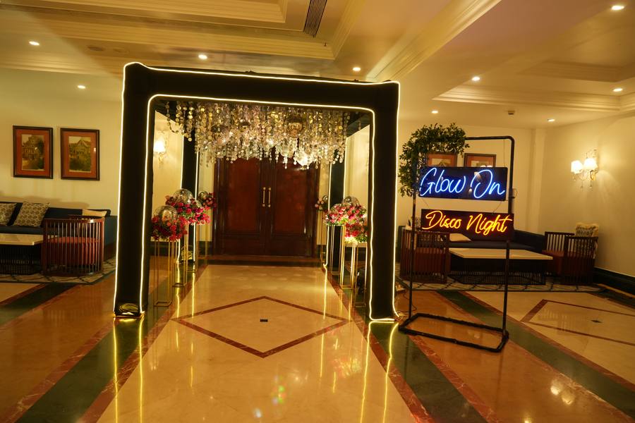 Palash & Jay: after party décor